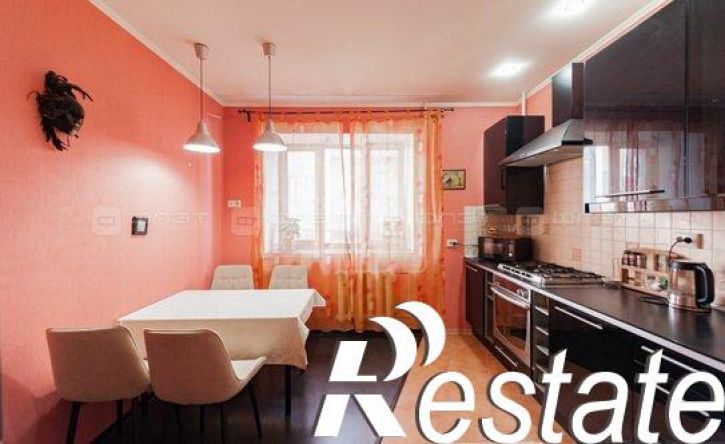 3-комн квартира улица Зинина, 34,  д. 34
