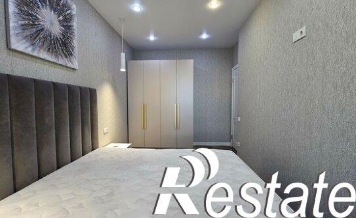 2-комн квартира улица Новаторов, 8Б,  д. 8Б