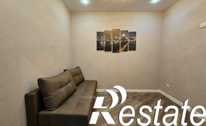 2-комн квартира улица Новаторов, 8Б,  д. 8Б