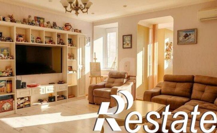 4-комн квартира улица Заря, 7А,  д. 7А