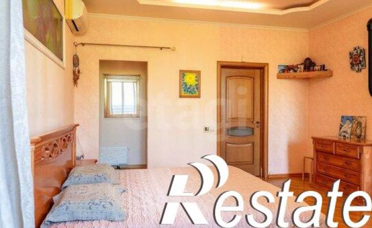 4-комн квартира улица Заря, 7А,  д. 7А