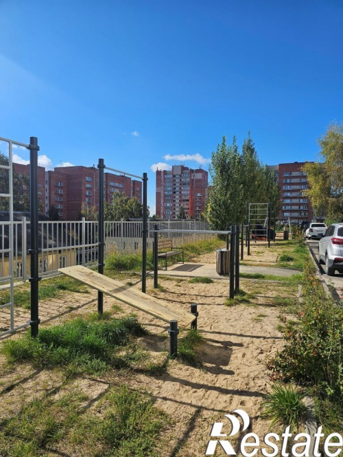 Продажа 2-комн квартиры Бирюзовая ул, 9