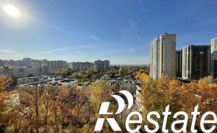2-комн квартира улица Хусаина Мавлютова, 44,  д. 44