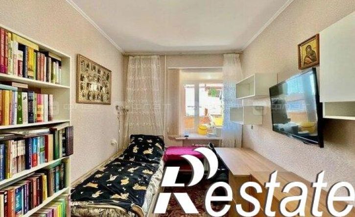 2-комн квартира улица Хусаина Мавлютова, 44,  д. 44