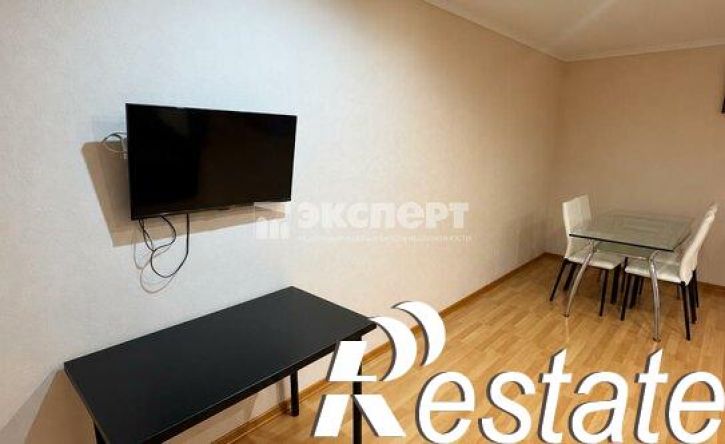 2-комн квартира улица Аделя Кутуя, 44,  д. 44