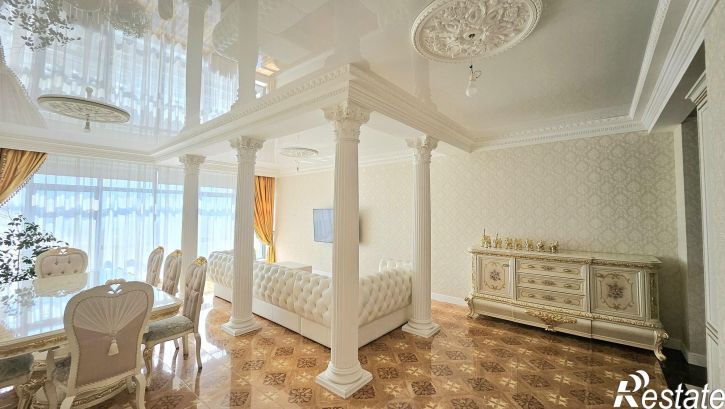 4-комн квартира Мусина  улица, д. 1