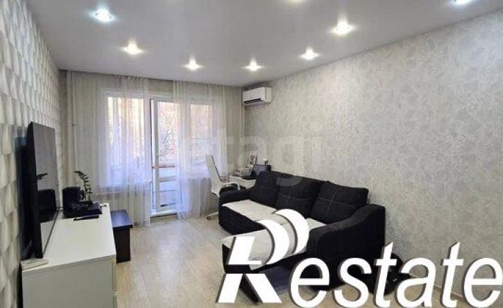 2-комн квартира улица Шамиля Усманова, 21,  д. 21