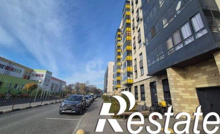 2-комн квартира улица Александра Курынова, 11 к2,  д. 11 к2