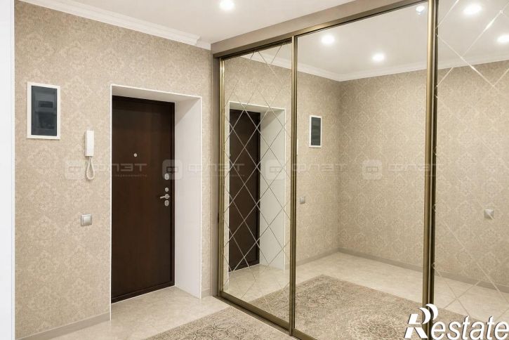 2-комн квартира ул. Академика Лаврентьева, дом 11