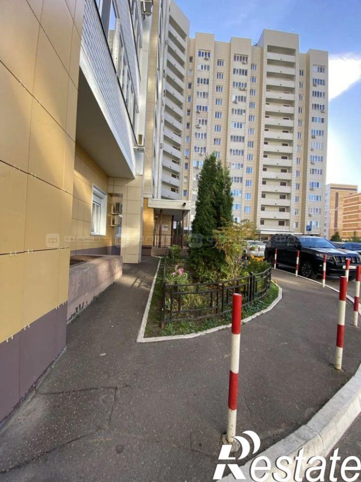 2-комн квартира ул. Академика Лаврентьева, дом 11