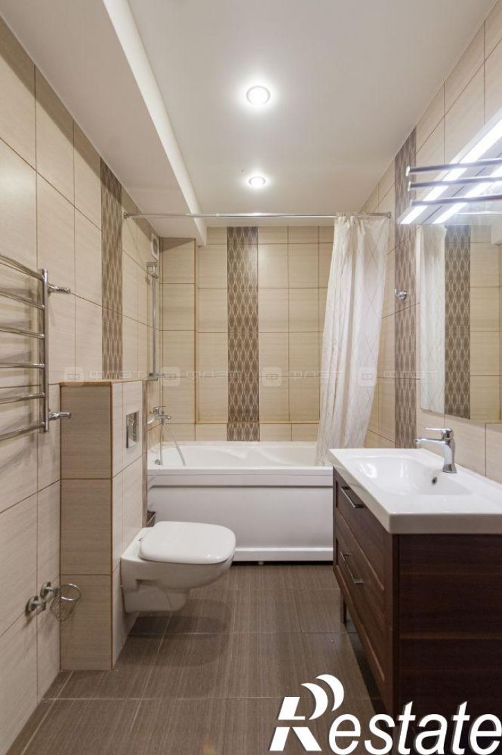 3-комн квартира ул. Галимджана Баруди, дом 4