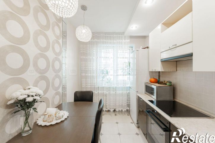 2-комн квартира пр-кт. Альберта Камалеева, дом 34Б