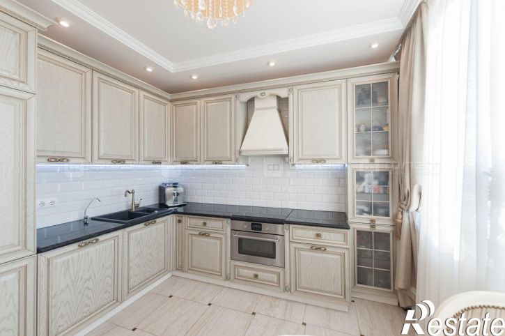 3-комн квартира пер. Щербаковский, дом 7