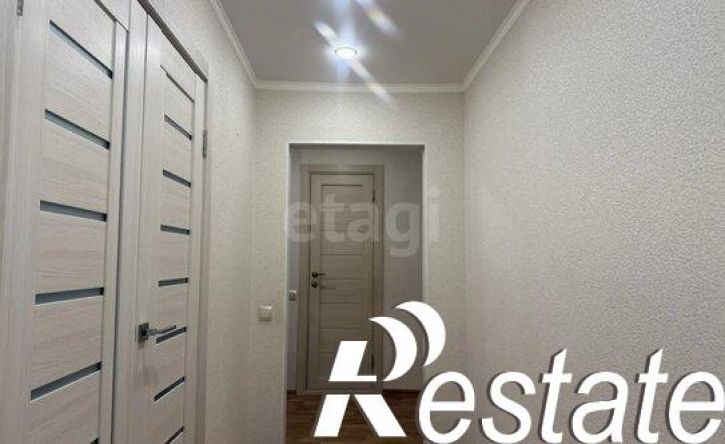 3-комн квартира улица Адоратского, 9,  д. 9