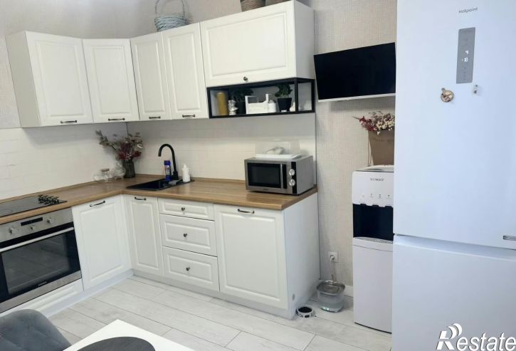 3-комн квартира Махмута Гареева улица, д. 5б