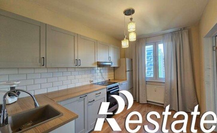 2-комн квартира улица Александра Курынова, 6 к2,  д. 6 к2