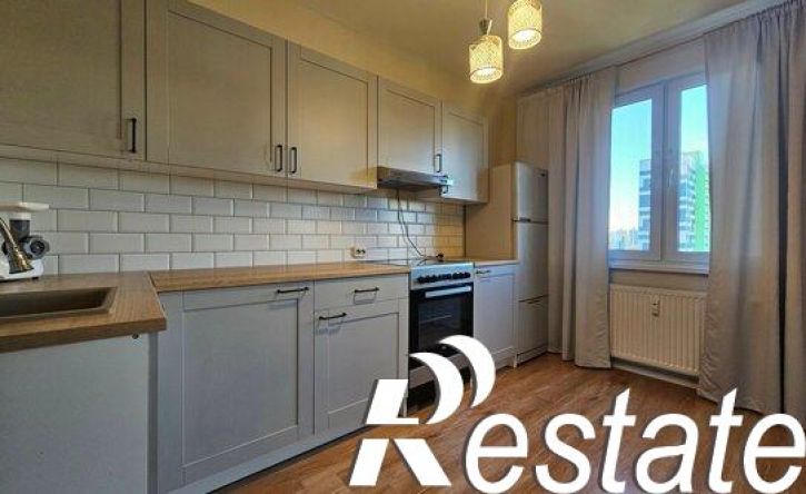2-комн квартира улица Александра Курынова, 6 к2,  д. 6 к2