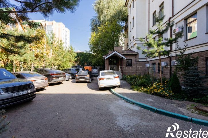 3-комн квартира ул. Бутлерова, дом 31