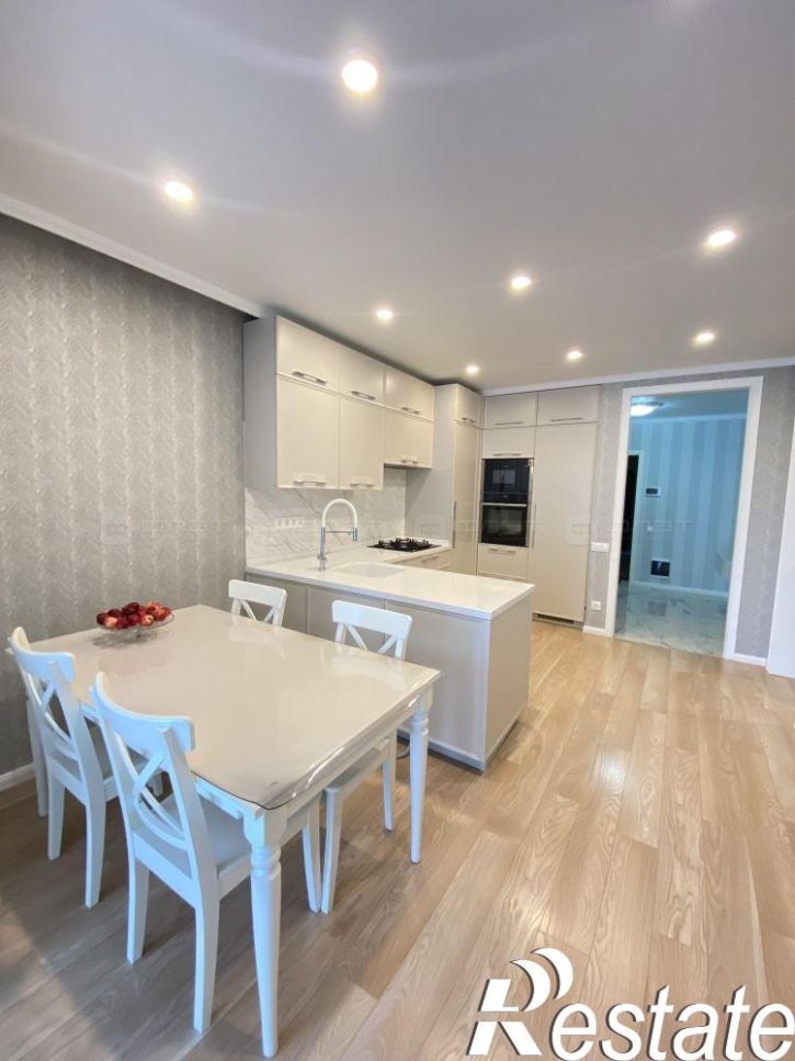3-комн квартира ул. Николая Ершова, дом 62д