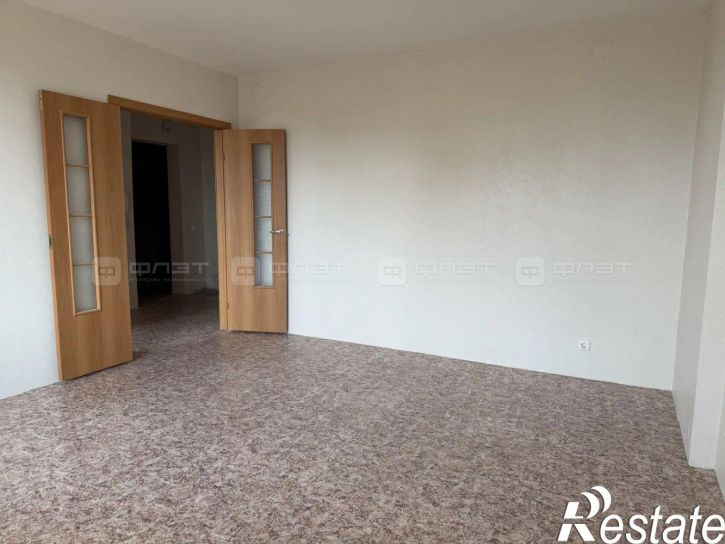 3-комн квартира пр-кт. Универсиады, дом 12
