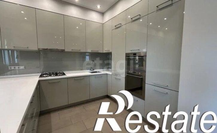 3-комн квартира улица Калинина, 30,  д. 30