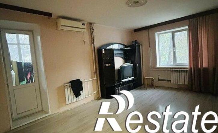 2-комн квартира улица Юлиуса Фучика, 34,  д. 34