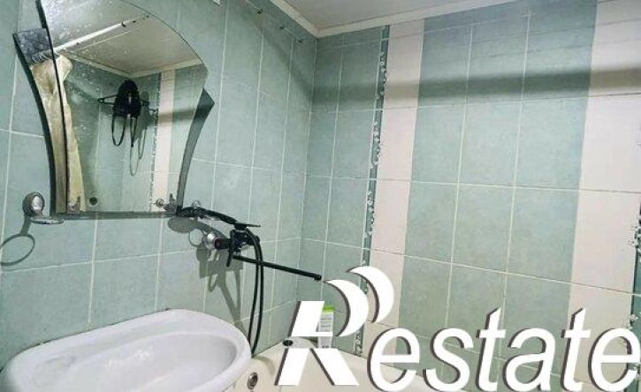2-комн квартира улица Юлиуса Фучика, 34,  д. 34