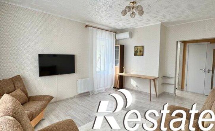 2-комн квартира Роторная улица, 27Б,  д. 27Б