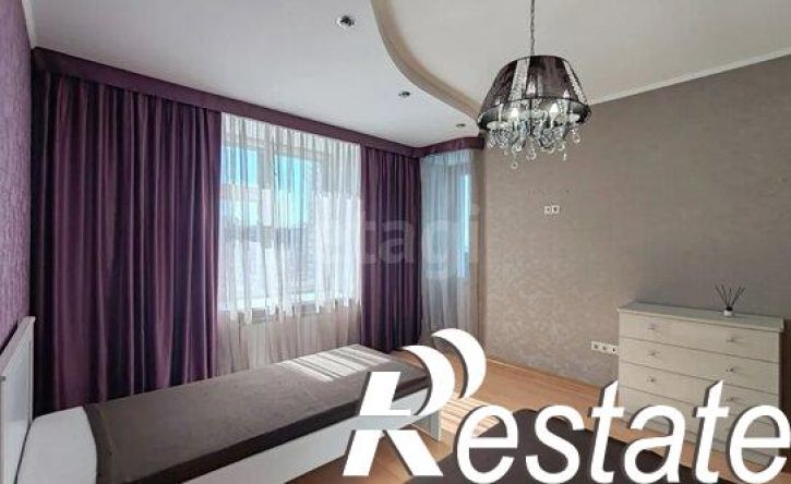 3-комн квартира улица Академика Губкина, 40А,  д. 40А