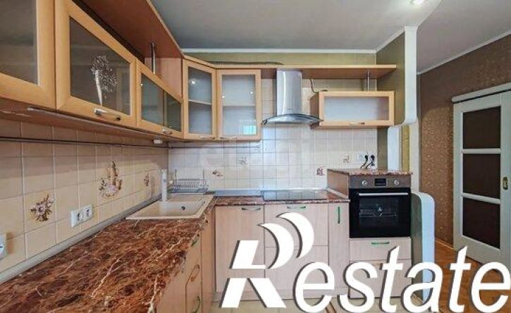 3-комн квартира улица Академика Губкина, 40А,  д. 40А