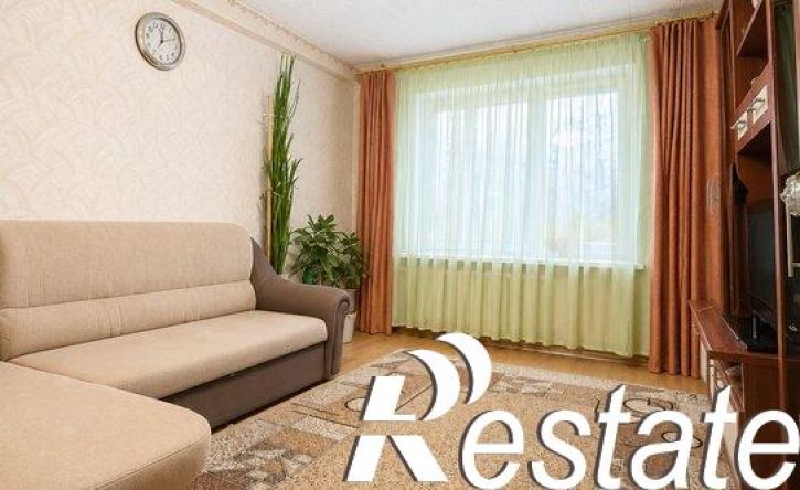 3-комн квартира улица Братьев Касимовых, 50,  д. 50