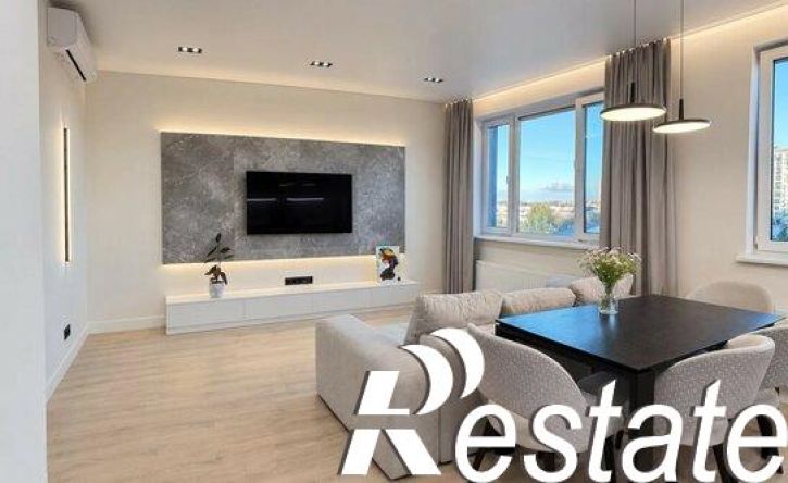 2-комн квартира улица Новаторов, 8Б,  д. 8Б