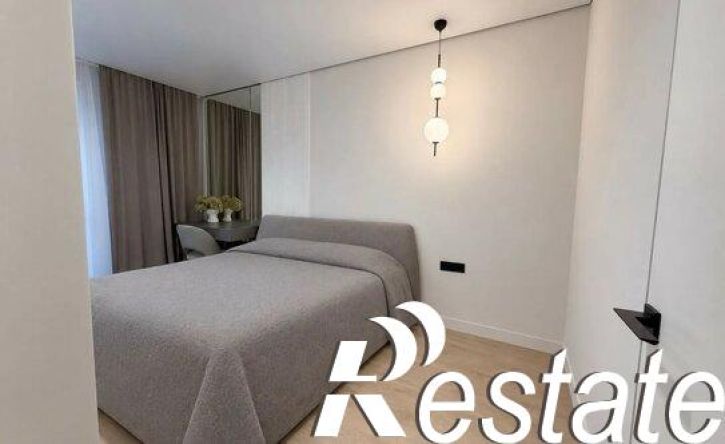 2-комн квартира улица Новаторов, 8Б,  д. 8Б