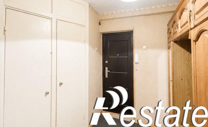 3-комн квартира улица Братьев Касимовых, 50,  д. 50