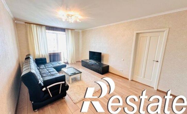 2-комн квартира улица Сафиуллина, 50А,  д. 50А