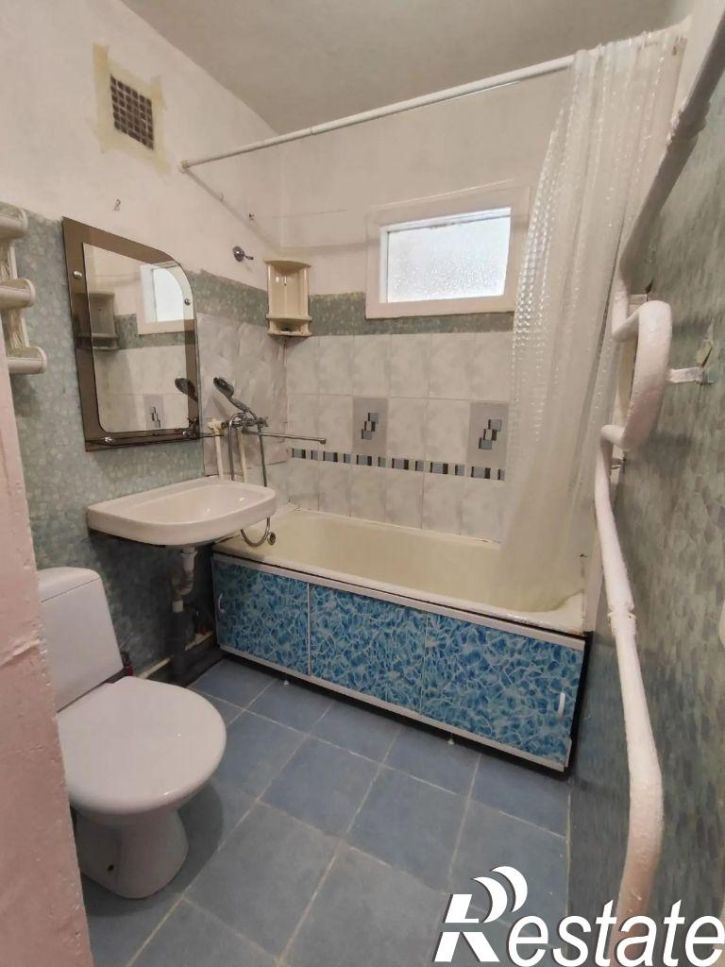 2-комн квартира Лейтенанта Красикова ул, 8