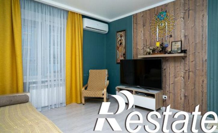 2-комн квартира улица Николая Ершова, 62Г,  д. 62Г