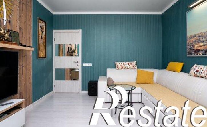 2-комн квартира улица Николая Ершова, 62Г,  д. 62Г